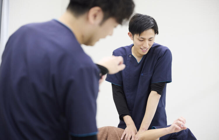 【新卒】【タスク整体院 葛西店】整体師募集！