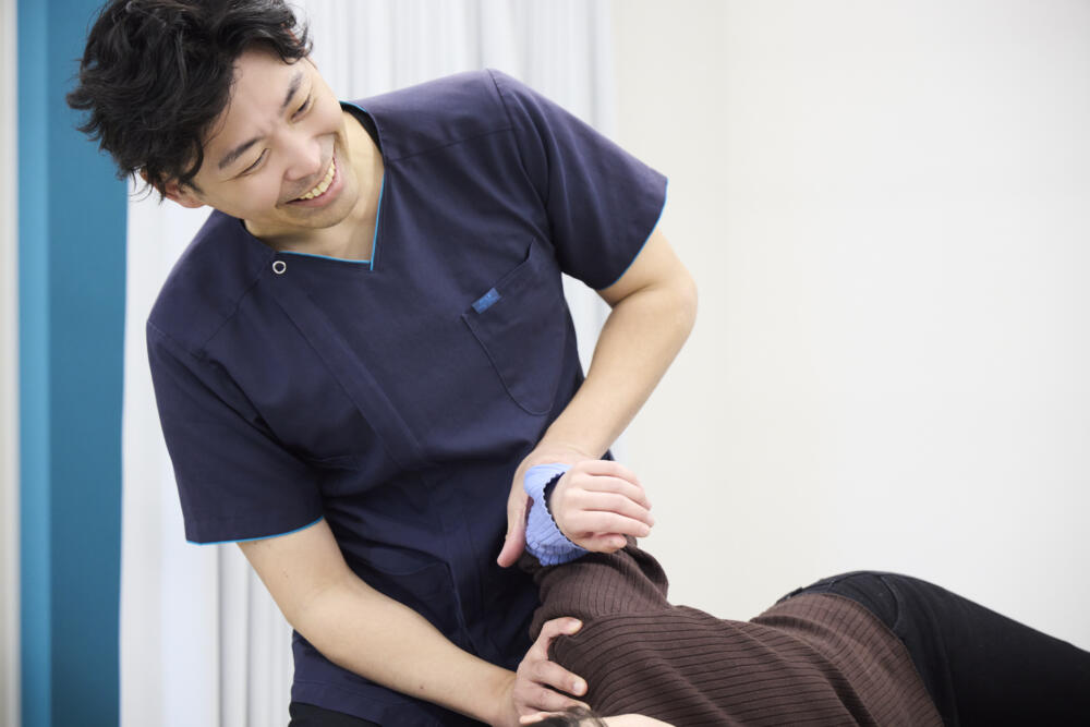 【新卒】【すまいる整骨院 永福町店】整体師募集！