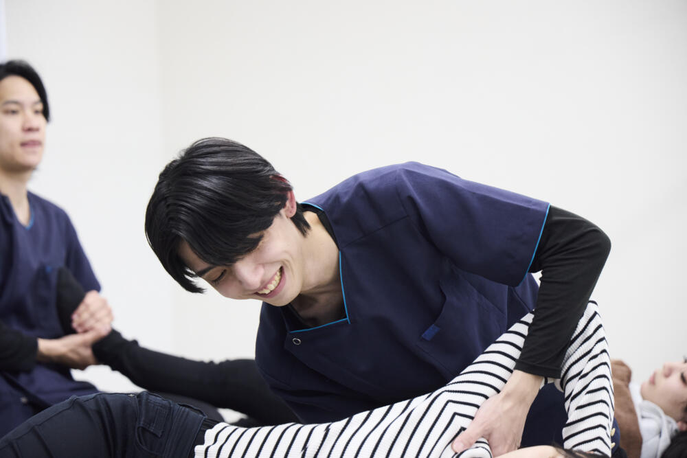 【新卒】【タスク整体院 焼津店】整体師募集！